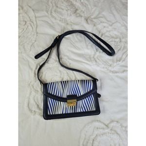 Vera Bradley Tess Crossbody Wavy Stripe